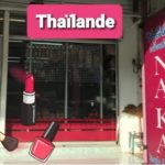 OU ACHETER DU MAKE-UP EN THAILANDE? Magasins de cosmétiques, coiffure, maroquinerie NAKA SHOP….