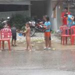 THAILANDE KOH CHANG SONGKRAN (FETE DE L'EAU )  13.4.2014