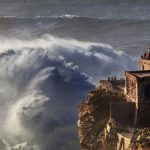 Week-end Ã  NazarÃ©, sur les traces des vagues gÃ©antes