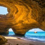 Portugal : Algarve : accès restreint à Benagil et d'autres plages