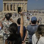 Visiter l’Acropole d’Athènes sans touristes c’est possible, si vous en avez les moyens