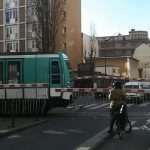 à Paris, il existe un seul passage à niveau encore en service